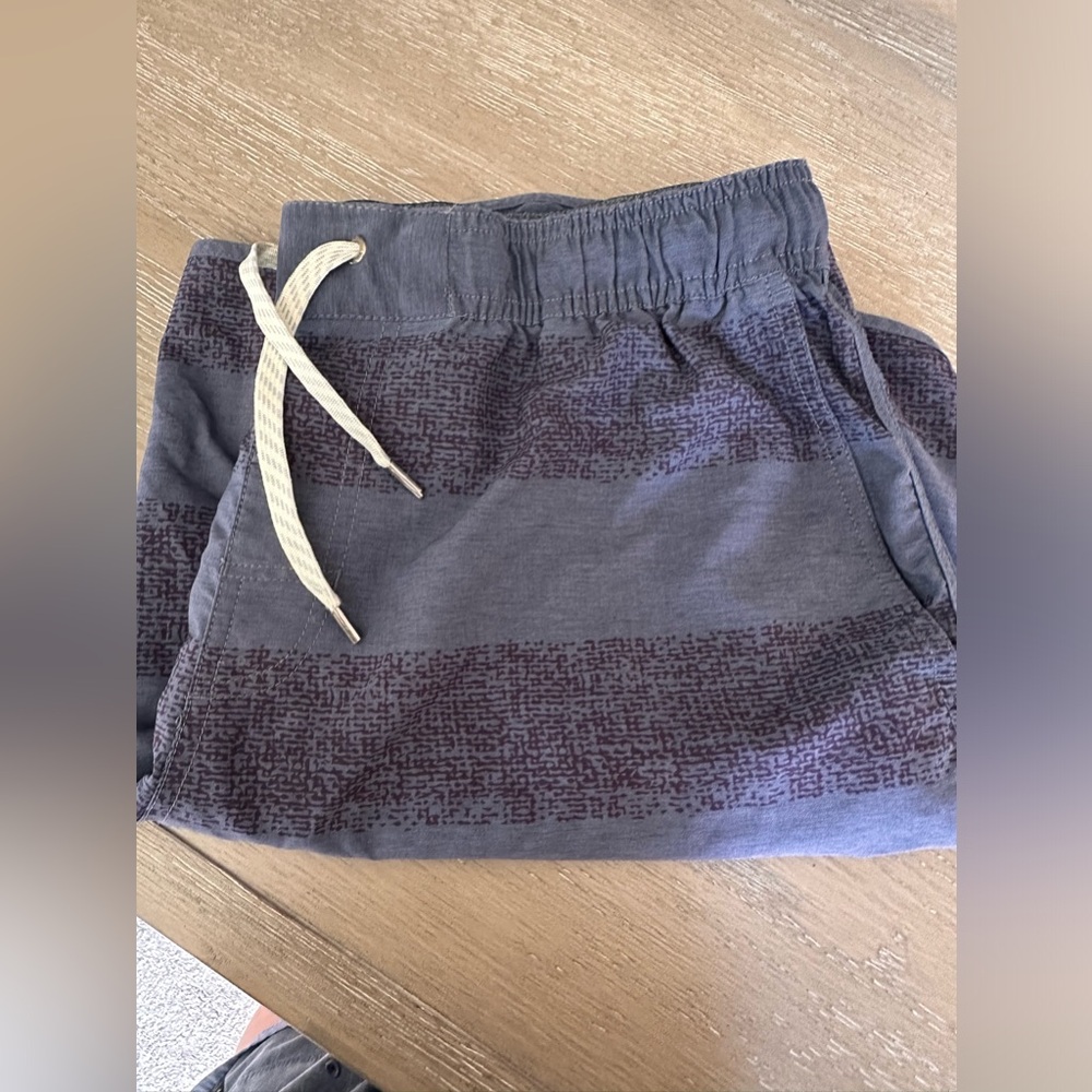Men’s Vuori Banks